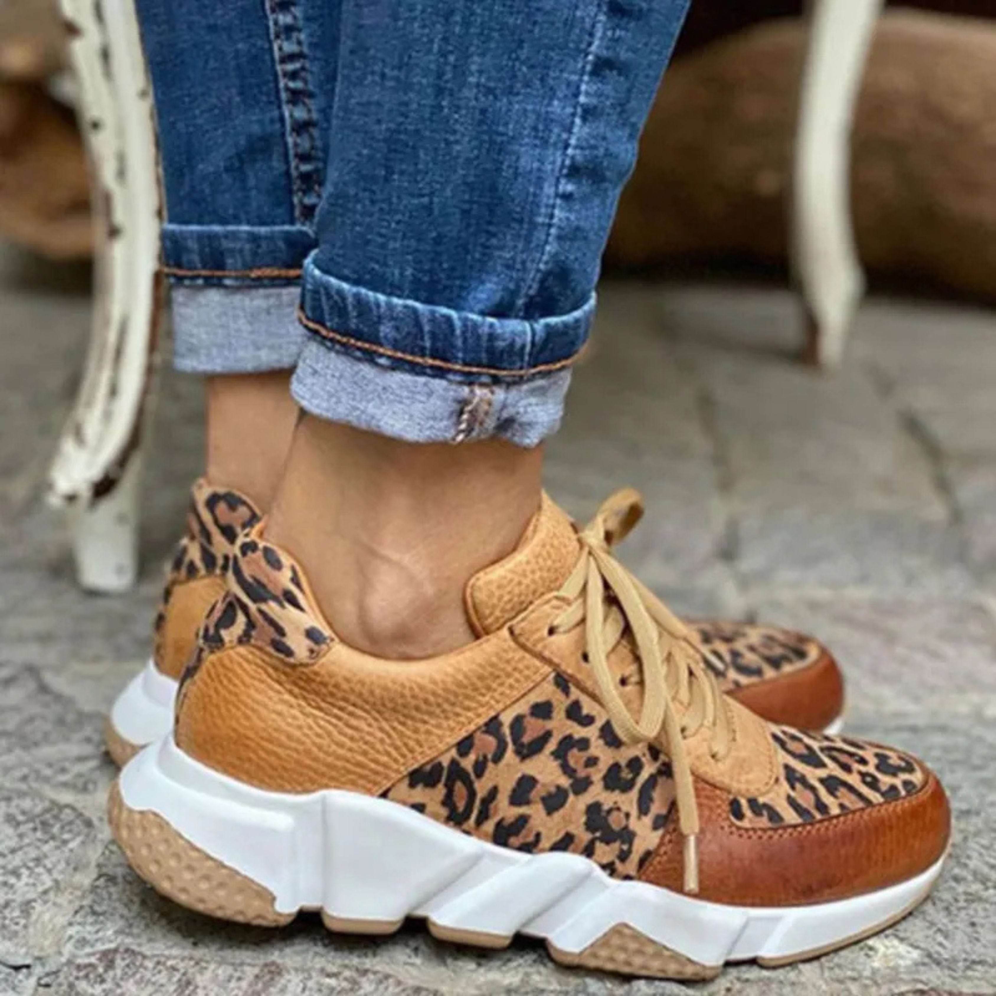 Women's Leopard Print Lace Up Sneakers | Thomasin_6