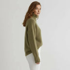 Women's Oversized Cashmere Blend Turtleneck | Wilhelmina_7