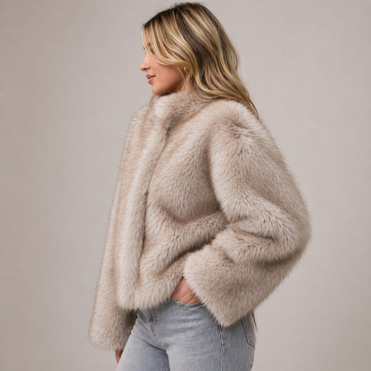 Women's Cropped Faux Fur Jacket | Sybil_2