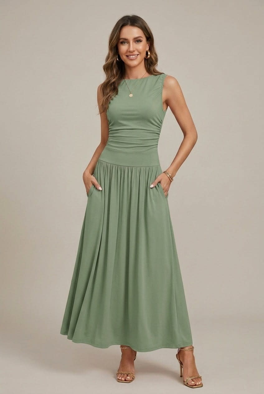 Women's Ruched Sleeveless Maxi Dress | Ione_3