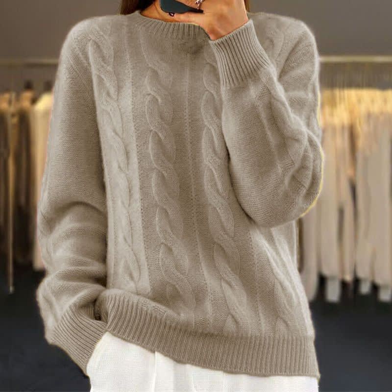 Women's Relaxed Cable Knit Sweater | Perdita_2