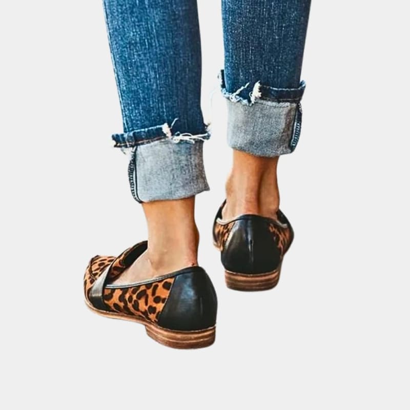 Women's Pointed Toe Slip On Flats | Quenby_1