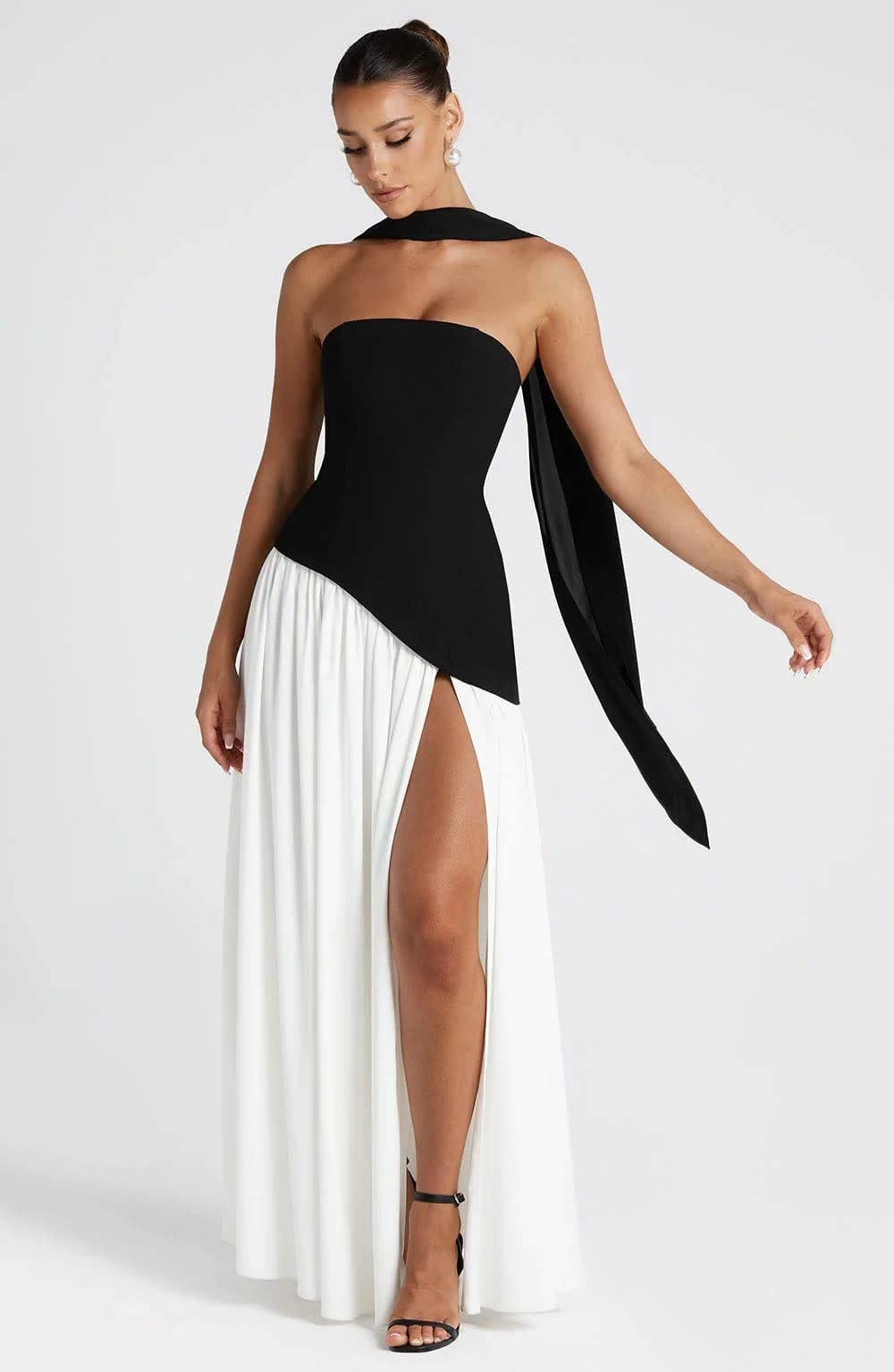 Women's Strapless Corset Maxi Dress | Hathersage_16