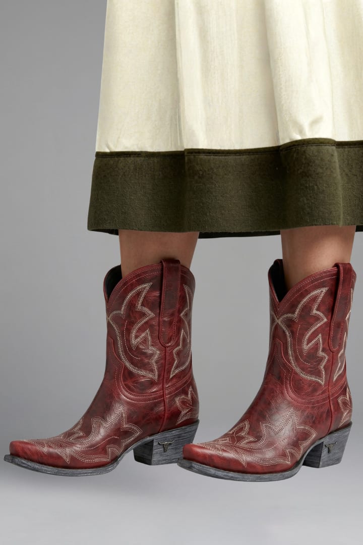 Women's Embroidered Leather Cowboy Boots | Clarice_5