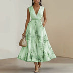 Women's Floral Pleated Maxi Dress | Kelvedon_4