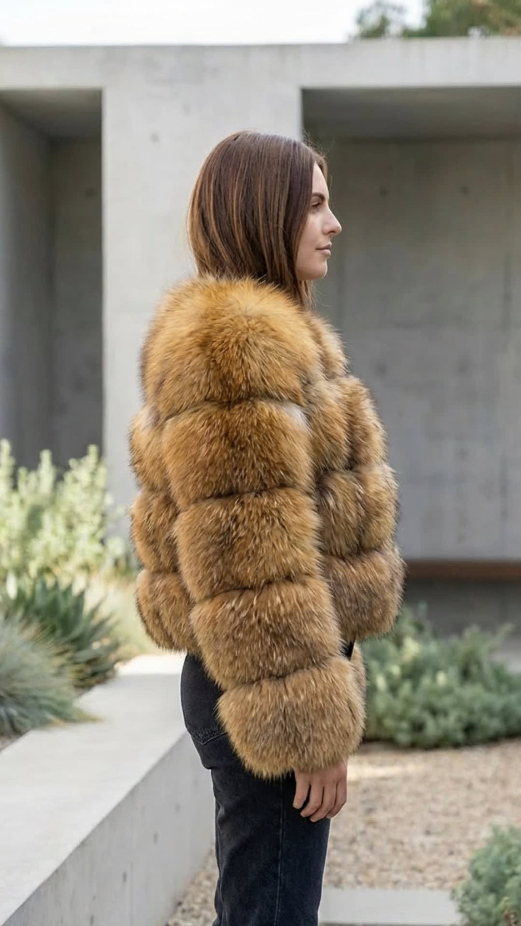 Women's Cropped Faux Fur Jacket | Edith_2